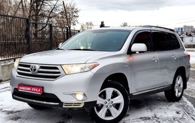 Toyota Highlander III, 2013 год, 1 980 000 рублей, 1 фотография