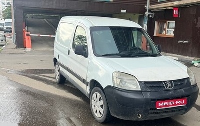 Peugeot Partner II рестайлинг 2, 2010 год, 450 000 рублей, 1 фотография