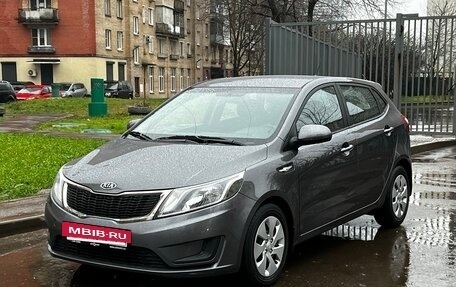 KIA Rio III рестайлинг, 2012 год, 1 000 000 рублей, 2 фотография