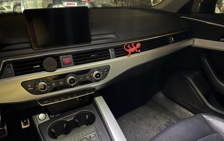 Audi A4, 2017 год, 2 000 000 рублей, 7 фотография