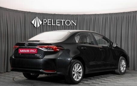 Toyota Corolla, 2023 год, 2 600 000 рублей, 5 фотография