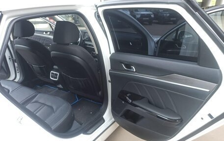KIA K5, 2023 год, 3 270 000 рублей, 10 фотография