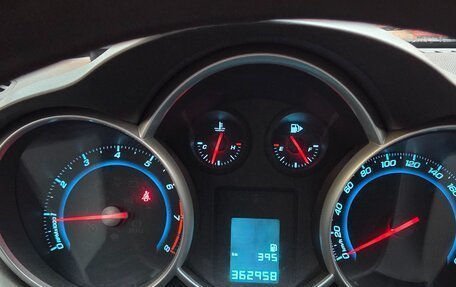 Chevrolet Cruze II, 2011 год, 695 000 рублей, 11 фотография