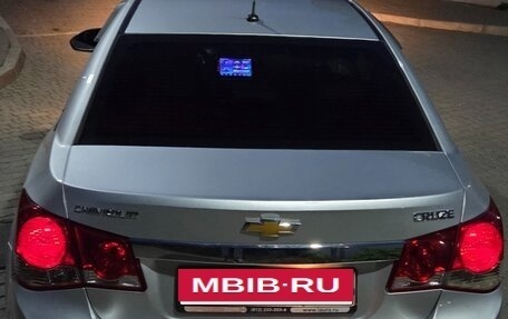 Chevrolet Cruze II, 2011 год, 695 000 рублей, 21 фотография