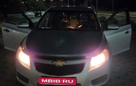 Chevrolet Cruze II, 2011 год, 695 000 рублей, 24 фотография