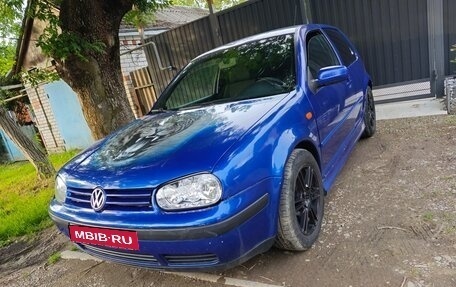 Volkswagen Golf IV, 1998 год, 260 000 рублей, 1 фотография