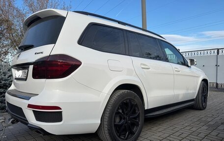 Mercedes-Benz GL-Класс, 2015 год, 4 500 000 рублей, 3 фотография