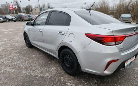 KIA Rio IV, 2017 год, 1 098 000 рублей, 6 фотография