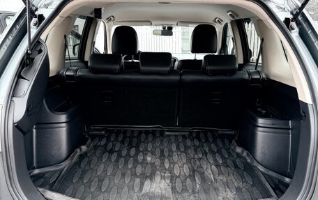 Mitsubishi Outlander III рестайлинг 3, 2013 год, 1 300 000 рублей, 23 фотография