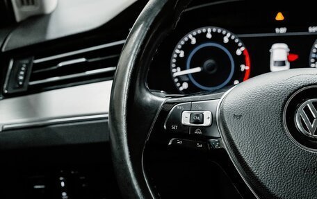 Volkswagen Passat B8 рестайлинг, 2018 год, 2 049 000 рублей, 15 фотография