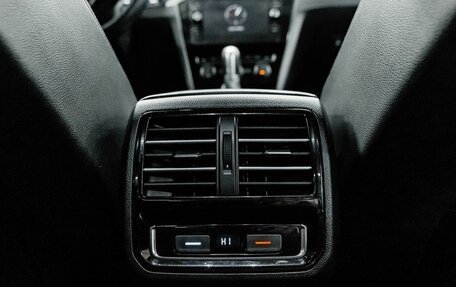 Volkswagen Passat B8 рестайлинг, 2018 год, 2 049 000 рублей, 22 фотография