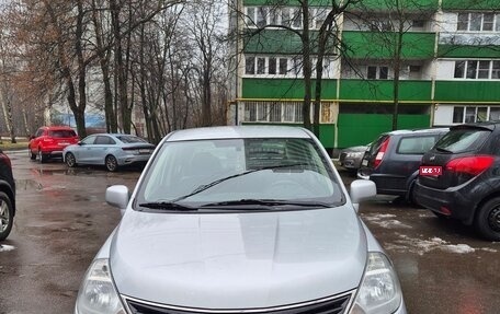 Nissan Tiida, 2011 год, 800 000 рублей, 1 фотография
