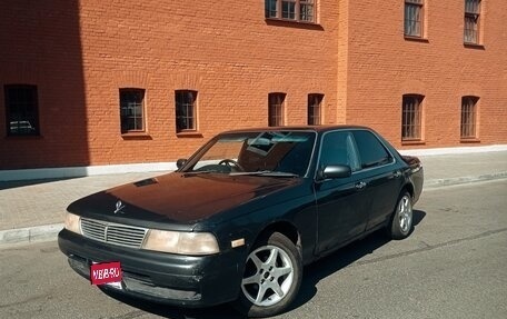 Nissan Laurel VIII, 1995 год, 200 000 рублей, 1 фотография
