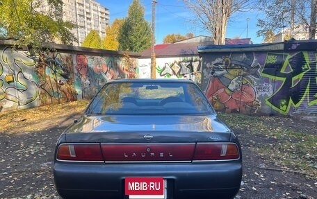 Nissan Laurel VIII, 1995 год, 200 000 рублей, 8 фотография