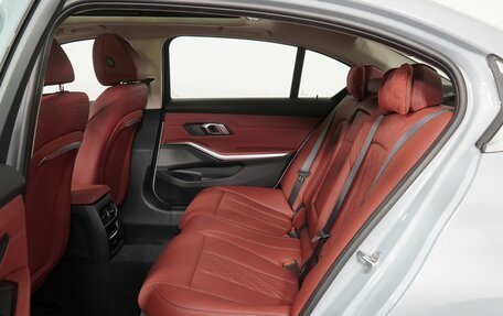 BMW 3 серия, 2025 год, 5 850 000 рублей, 13 фотография