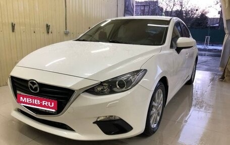 Mazda 3, 2014 год, 1 300 000 рублей, 2 фотография