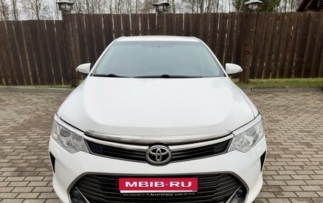 Toyota Camry, 2016 год, 1 980 000 рублей, 2 фотография