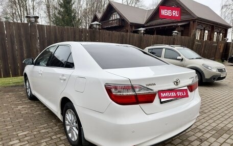 Toyota Camry, 2016 год, 1 980 000 рублей, 6 фотография