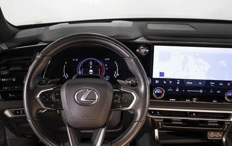 Lexus RX IV рестайлинг, 2023 год, 9 748 000 рублей, 15 фотография