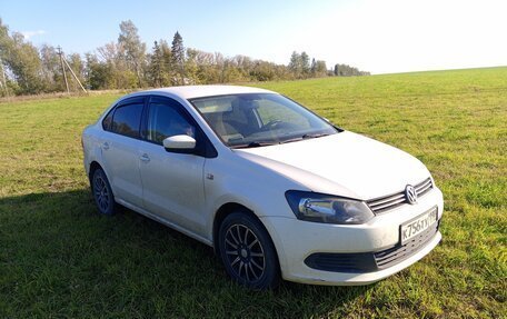 Volkswagen Polo VI (EU Market), 2012 год, 600 000 рублей, 2 фотография