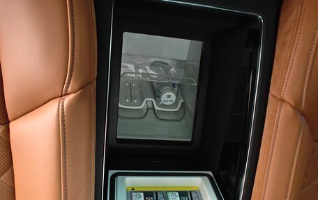 Audi A8, 2023 год, 10 950 000 рублей, 24 фотография