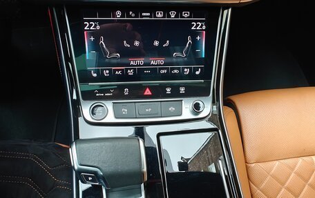 Audi A8, 2023 год, 10 950 000 рублей, 26 фотография