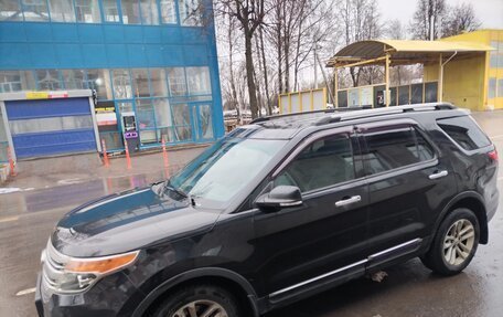 Ford Explorer VI, 2013 год, 1 349 000 рублей, 2 фотография