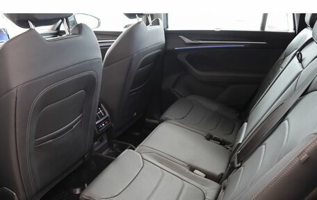 Skoda Kodiaq, 2025 год, 6 190 000 рублей, 12 фотография