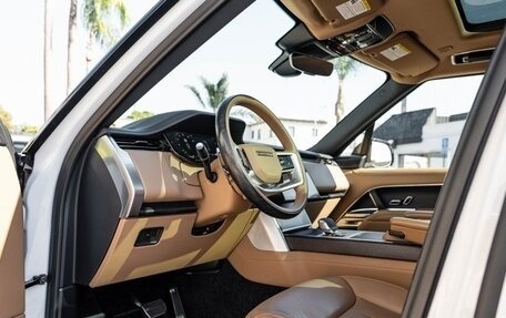 Land Rover Range Rover IV рестайлинг, 2024 год, 16 500 000 рублей, 9 фотография