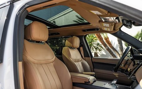 Land Rover Range Rover IV рестайлинг, 2024 год, 16 500 000 рублей, 15 фотография