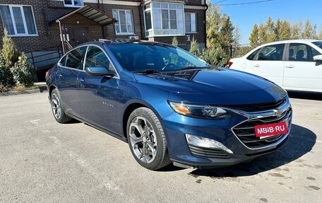 Chevrolet Malibu IX, 2020 год, 1 750 000 рублей, 2 фотография