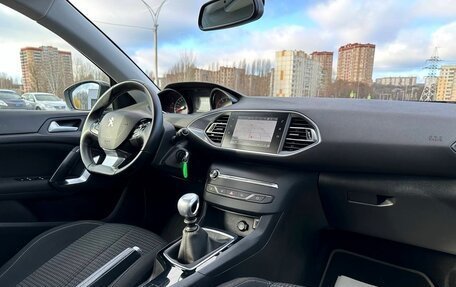 Peugeot 308 II, 2019 год, 1 350 000 рублей, 6 фотография