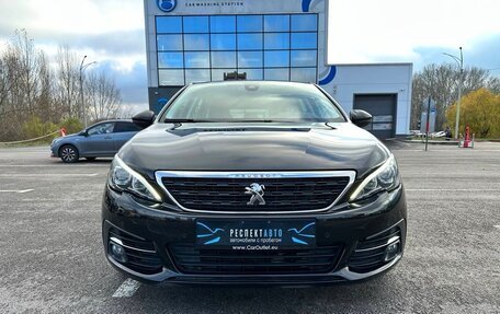 Peugeot 308 II, 2019 год, 1 350 000 рублей, 8 фотография
