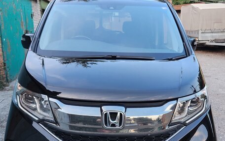 Honda Stepwgn IV, 2015 год, 1 790 000 рублей, 9 фотография