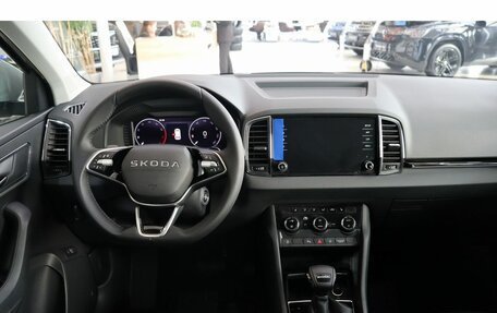 Skoda Karoq I, 2025 год, 4 300 000 рублей, 9 фотография