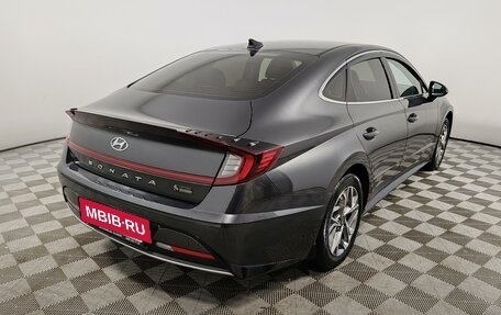 Hyundai Sonata VIII, 2021 год, 2 240 000 рублей, 5 фотография