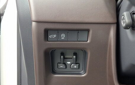 Lexus LX, 2025 год, 22 790 000 рублей, 25 фотография