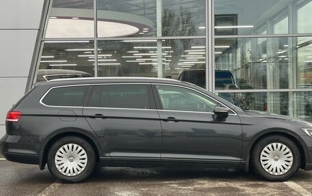 Volkswagen Passat B8 рестайлинг, 2018 год, 1 750 000 рублей, 5 фотография