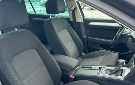 Volkswagen Passat B8 рестайлинг, 2018 год, 1 750 000 рублей, 10 фотография