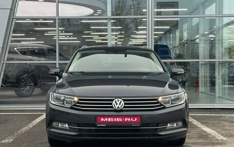 Volkswagen Passat B8 рестайлинг, 2018 год, 1 750 000 рублей, 3 фотография