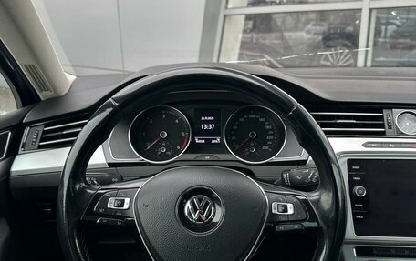 Volkswagen Passat B8 рестайлинг, 2018 год, 1 750 000 рублей, 14 фотография