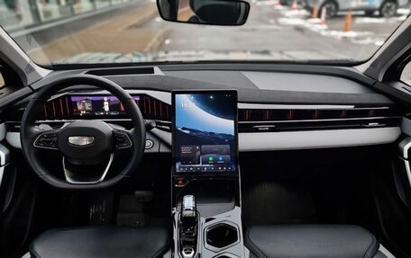 Geely Atlas, 2024 год, 2 920 000 рублей, 12 фотография