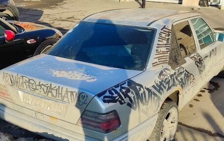 Mercedes-Benz E-Класс, 1994 год, 120 000 рублей, 4 фотография