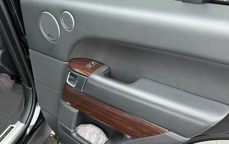 Land Rover Range Rover IV рестайлинг, 2014 год, 3 000 000 рублей, 14 фотография