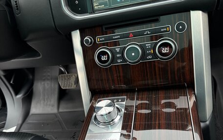 Land Rover Range Rover IV рестайлинг, 2014 год, 3 000 000 рублей, 18 фотография