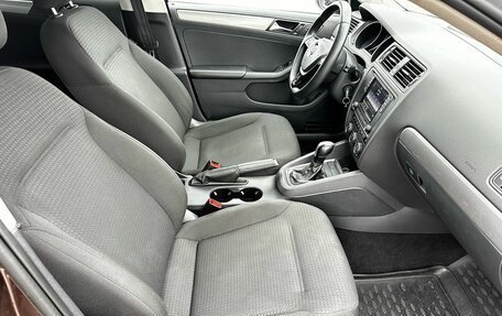 Volkswagen Jetta VI, 2015 год, 1 200 000 рублей, 18 фотография