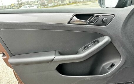 Volkswagen Jetta VI, 2015 год, 1 200 000 рублей, 11 фотография