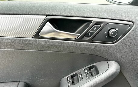 Volkswagen Jetta VI, 2015 год, 1 200 000 рублей, 12 фотография