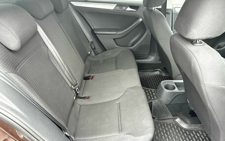 Volkswagen Jetta VI, 2015 год, 1 200 000 рублей, 23 фотография