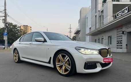 BMW 7 серия, 2018 год, 4 550 000 рублей, 16 фотография